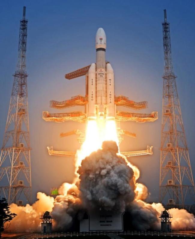 ಅಮೆರಿಕ ಉಪಗ್ರಹ ಹೊತ್ತ ಇಸ್ರೊದ ಅತ್ಯಂತ ಭಾರದ ರಾಕೆಟ್ ನಭಕ್ಕೆ
