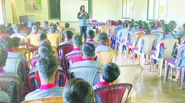 ವ್ಯಸನ ಮತ್ತು ಒತ್ತಡ ನಿರ್ವಹಣೆ ಜಾಗೃತಿ ಕಾರ್ಯಕ್ರಮ 