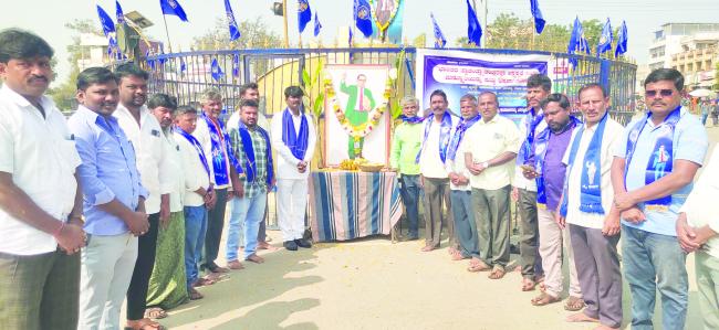 ಮನುಸ್ಮೃತಿ ದಹಿಸಿ ಹೋರಾಟಕ್ಕೆ ದಿಕ್ಕು ತೋರಿಸಿದ್ದ ಕ್ಷಣ
