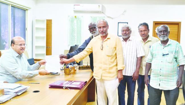 ಬಿಸಿಯೂಟ ಯೋಜನೆಗೆ ಕಳಪೆ ಗುಣಮಟ್ಟದ ಆಹಾರ ಸಾಮಗ್ರಿಗಳನ್ನು ಪೂರೈಸಿದ ಏಜೆನ್ಸಿ ಹಾಗೂ ಗುತ್ತಿಗೆದಾರರ ವಿರುದ್ದ ಪ್ರಕರಣ ದಾಖಲಿಸಿಲು ಆಗ್ರಹಿಸಿ ಮನವಿ 