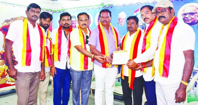 ಕರ್ನಾಟಕ ರಕ್ಷಣಾ ವೇದಿಕೆ ತಾಲೂಕು ಅಧ್ಯಕ್ಷರಾಗಿ ಬಳೆ ಮಲ್ಲಿಕಾರ್ಜುನ  