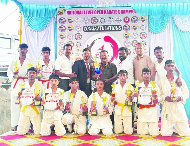 ಕರಾಟೆ ಸ್ಪರ್ಧೆಯಲ್ಲಿ ಇಂಡಿ ಮಕ್ಕಳು ಉತ್ತಮ ಸಾಧನೆ 