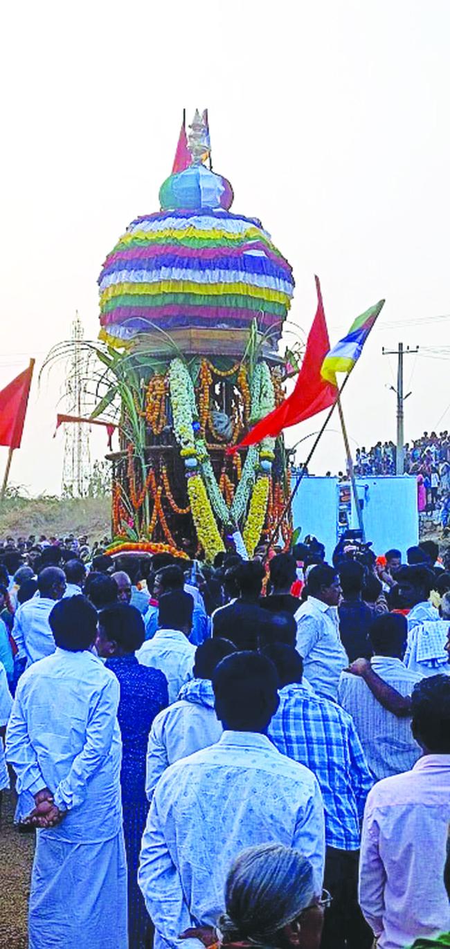 ಲಿಂಗೈಕ್ಯ ಕರಿಸಿದ್ದೇಶ್ವರ ಶಿವಾಚಾರ್ಯ ಮಹಾ ರಥೋತ್ಸವ   