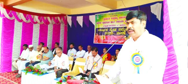 ಗ್ರಂಥಗಳು ಸುಟ್ಟರು ಜ್ಞಾನ ಸುಡುವುದಿಲ್ಲಾ: ಶ್ರೀಕಾಂತ ದುಂಡಿಗೌಡ್ರ  