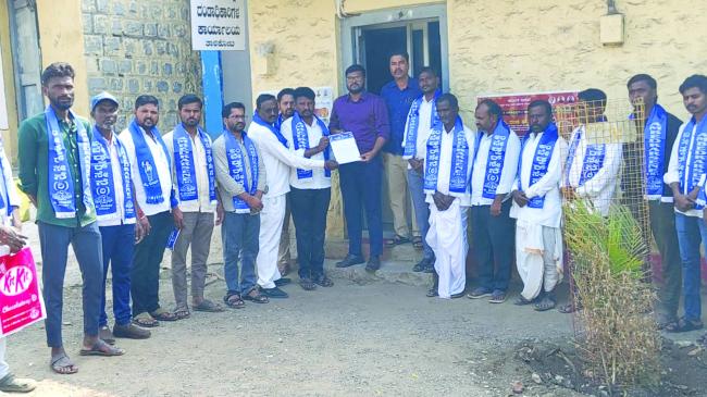 ಮರ್ಯಾದೆಗೇಡಿ ಹತ್ಯೆ ಆರೋಪಿಗಳ ಗಲ್ಲು ಶಿಕ್ಷೆಗೆ ಆಗ್ರಹಿಸಿ ಮನವಿ  