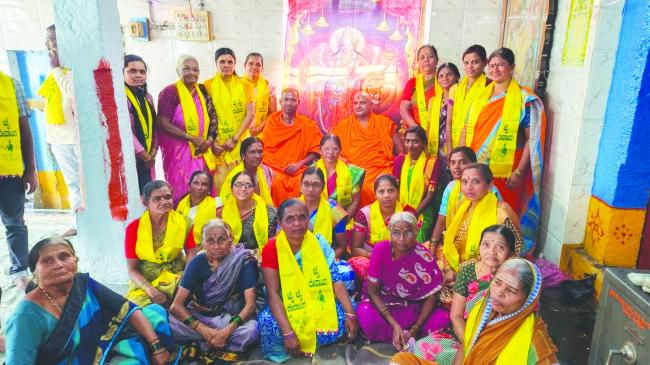 ಬನಶಂಕರಿ ದೇವಿಗೆ ಪೀತಾಂಬರ ಸೀರೆ ಅರ​‍್ಿಸುವ ಪಾದಯಾತ್ರೆ ಗ್ರಾಮದ ಮೂಲಕ ಸಾಗಲಿ  ಕೆ.ಕೊಮಾರೆಪ್ಪ 