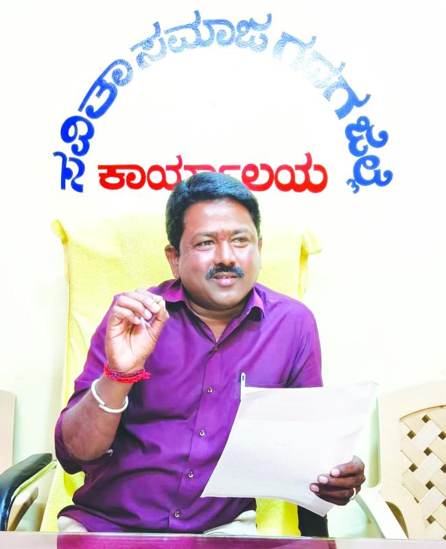 ಸಮಾಜದ ಹಿರಿಯರ ಮೇಲೆ ದೌರ್ಜನ್ಯ: ದುಷ್ಟ ಶಕ್ತಿಗಳ ವಿರುದ್ಧ ಗದಗ ಜಿಲ್ಲಾ ಸವಿತಾ ಸಮಾಜದ ಎಚ್ಚರಿಕೆ : ಕೃಷ್ಣ ಹಡಪದ