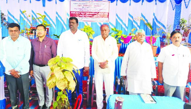 ಹಾಲವರ್ತಿಯಲ್ಲಿ ಗ್ರಾಮ ಪಂಚಾಯತಿ ವಾರ್ಷಿಕ ಕರಡು ಅಭಿವೃದ್ಧಿ ಯೋಜನೆಯ ಗ್ರಾಮ ಸಭೆ