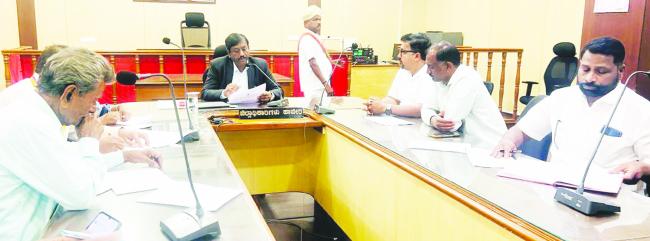 ಮತದಾರರ ಪಟ್ಟಿಯಲ್ಲಿ ಹೆಸರು ಸೇರೆ​‍್ಡ- ತಿದ್ದುಪಡಿಗೆ ಅವಕಾಶ -ಜಿಲ್ಲಾಧಿಕಾರಿ 