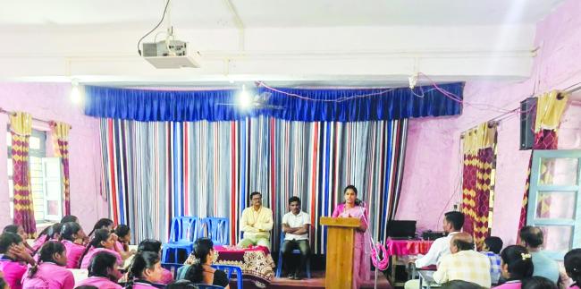 ಮಕ್ಕಳನ್ನು ನಸುಕಿನಲ್ಲಿ ಎಬ್ಬಿಸಿ ಓದಿಸಿ: ಡಾ.ಎ.ಬಿ.ಇರಾಜ 