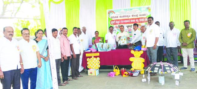 ಕಲಿಕಾ ಹಬ್ಬ ಮಕ್ಕಳ ಕಲಿಕಾ ಪ್ರಗತಿಗೆ ಸಹಕಾರಿ: ದಮ್ಮೂರಮಠ  