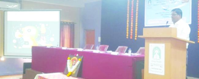 ವೃತ್ತಿ ಜೀವನಕ್ಕೆ, ಸಂಸ್ಥೆಯ ಅಭಿವೃದ್ಧಿಗೆ ಭಾವನಾತ್ಮಕ ಬುದ್ಧಿಮತ್ತೆ ಅಗತ್ಯ: ಪ್ರೊ. ಖೊದ್ನಾಪೂರ