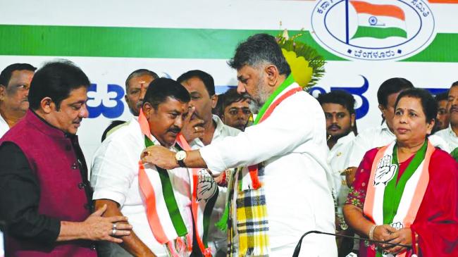 ‘ಬಿಜೆಪಿ-ಜೆಡಿಎಸ್ ವೀಲೀನವಾದರೆ ನಮಗೂ ಒಳ್ಳೆಯದೇ ನೇರವಾಗಿ ಬಿಜೆಪಿ ಜೊತೆ ಹೋರಾಡಬಹುದು 2 ಪಕ್ಷ ಬದಲು’