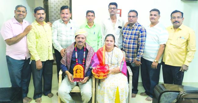 ಸ್ನೇಹಕೂಟದಿಂದ ಕವಿ ನಾಗೇಶ್ ನಾಯಕಗೆ ಸನ್ಮಾನ 