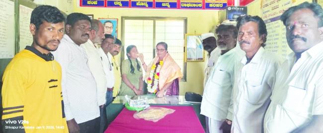 ಹಿರಿಯ ಮುಖ್ಯ ಗುರುಮಾತೆ ಆಲೂರಗೆ ಸನ್ಮಾನ  