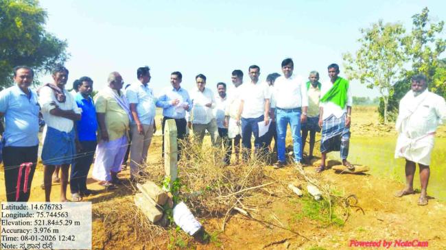 ಮೂಲಭೂತ ಸೌಕರ್ಯ ವಂಚಿತ ಮೆಡ್ಲೇರಿ: ಗ್ರಾಮಸ್ಥರ ಸಮಸ್ಯೆಗೆ ಸ್ಪಂದಿಸಿದ ತಹಶೀಲ್ದಾರ್ 