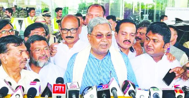 ‘ಕಾಂಗ್ರೆಸ್‌ನೊಳಗೆ CM ಕುರ್ಚಿಗೆ ಪೈಪೋಟಿ ಇಲ್ಲ’