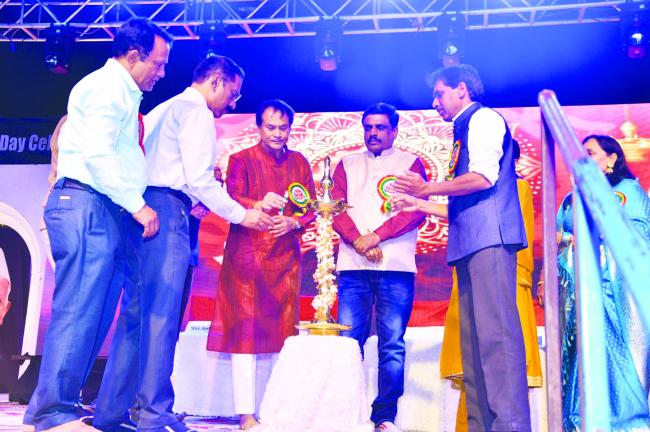 ಮಕ್ಕಳ ಮನಸ್ಸು ಮೃದು, ಅವರ ಮುಂದೆ ಪಾಲಕರು ಧನಾತ್ಮಕ ಚಿಂತನೆಗಳನ್ನು ಪ್ರಸ್ತಾಪಿಸಿ - ಅರಳಿಕಟ್ಟಿ 