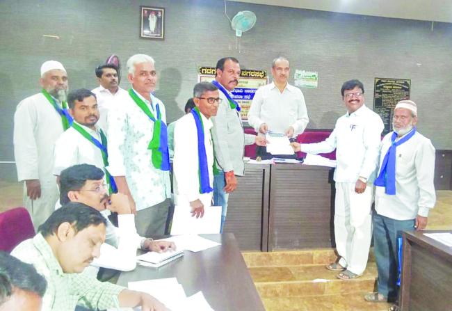 ಕೊಳಗೇರಿ ಪ್ರದೇಶಗಳ ಅಭಿವೃಧ್ದಿಗೆ ನಗರಸಭೆ ಬಜೇಟನಲ್ಲಿ ಪ್ರತ್ಯೇಕ ಅನುದಾನ ಮೀಸಲಿಡಬೇಕು-ಇಮ್ತಿಯಾಜ ಮಾನ್ವಿ