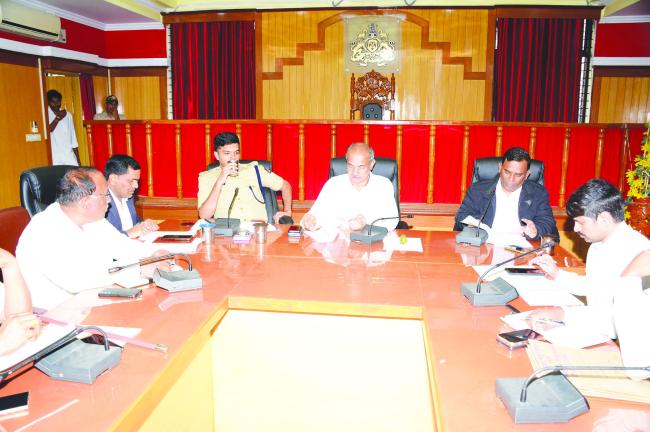 ಗಣರಾಜ್ಯೋತ್ಸವವನ್ನು ಅರ್ಥಪೂರ್ಣವಾಗಿ ಹಾಗೂ ಅಚ್ಚುಕಟ್ಟಾಗಿ ಆಚರಿಸಿ : ಜಿಲ್ಲಾಧಿಕಾರಿ ಸಿ.ಎನ್‌.ಶ್ರೀಧರ್ 