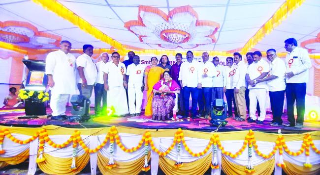 ಸಂಕ್ರಾಂತಿ ಸಂಭ್ರಮದ ಪ್ರಯುಕ್ತ  ವೈ.ಜೆ.ಆರ್‌. ಕಾಲೇಜಿನಲ್ಲಿ ಸುಗ್ಗಿ ಸಂಭ್ರಮ   