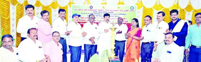 ಸ್ವಾಮಿ ವಿವೇಕಾನಂದರು ಯುವಶಕ್ತಿಗೆ ಪ್ರೇರಕರು - ರುದ್ರ​‍್ಪ ಲಮಾಣಿ