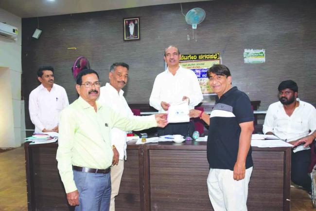 ಆಯವ್ಯಯ ರೂಪಣೆಗೆ ಸಾರ್ವಜನಿಕರ ಮುಕ್ತ ಸಲಹೆ ನಿಷ್ಲ್ಖಿಹಿ ಜಿಲ್ಲಾಧಿಕಾರಿ ಸಿ.ಎನ್‌. ಶ್ರೀಧರ 