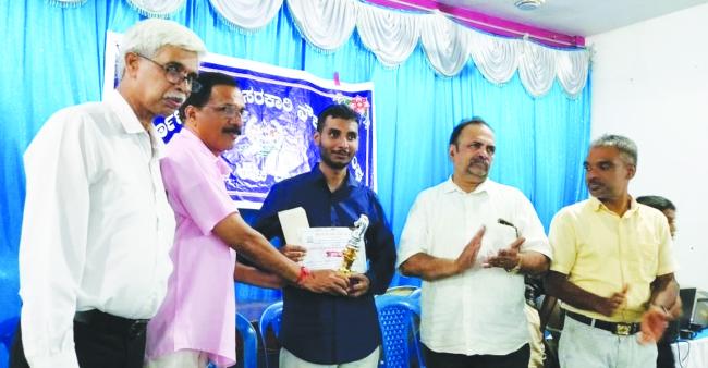 ಚೆಸ್ ಪಂದ್ಯಾವಳಿ ವಿಜೇತರಿಗೆ ಬಹುಮಾನ ವಿತರಣೆ