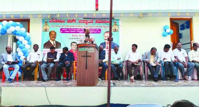 ಯೇಸುವಿನ ಆದರ್ಶಗಳನ್ನು ಪಾಲಿಸಿದರೆ ಬದುಕಿನಲ್ಲಿ ನೆಮ್ಮದಿ ಸಾಧ್ಯ : ಸಲೋಮನ್ ಬಿಜ್ಜ 