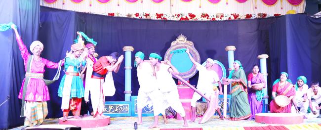 ಬೆಳಗಾವಿ ಜಿಲ್ಲಾ 17ನೇ ಕನ್ನಡ ಸಾಹಿತ್ಯ ಸಮ್ಮೇಳನ ಅಪಾರ ಜನಮೆಚ್ಚುಗೆ ಗಳಿಸಿದ ನಾಟಕೋತ್ಸವ 