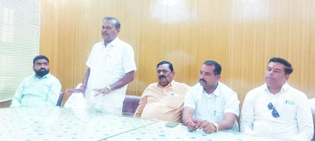 ಕಾಂಗ್ರೆಸ್ ಮುಖಂಡ ಸಿದ್ದು ಕೊಣ್ಣೂರಗೆ ಬಿಜೆಪಿ ಪಂಥಾಹ್ವಾನ ಸಾಮಾಜಿಕ ಜಾಲತಾಣದಲ್ಲಿ ಪ್ರಚಾರ ಗಿಟ್ಟಿಸಿಕೊಳ್ಳುವುದು ಸಾಧನೆ ಅಲ್ಲ : ಲಕ್ಕಪ್ಪ ಪಾಟೀಲ 