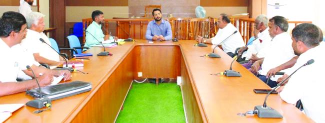 ಕಾಯಕ ಶರಣರ ಜಯಂತಿಗಳನ್ನು ಅರ್ಥಪೂರ್ಣವಾಗಿ ಆಚರಿಸಿ- ಅಪರ ಜಿಲ್ಲಾಧಿಕಾರಿ ಸಿದ್ರಾಮೇಶ್ವರ 