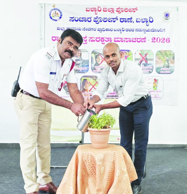 ಟ್ರಾಫಿಕ್ ನಿಯಮಗಳ ಪಾಲನೆಯೇ ಸುರಕ್ಷಿತ ಭವಿಷ್ಯದ ದಾರಿ: ಶಫೀ ಉಲ್ಲಾ 