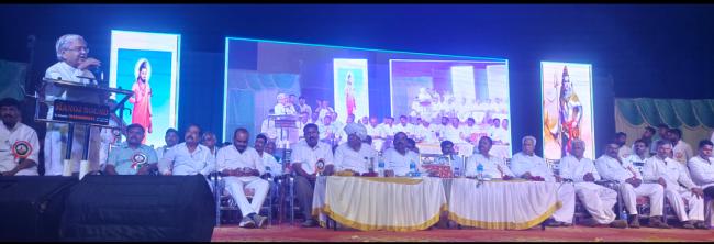 ಶಿಕ್ಷಣಕ್ಕೆ ಹೆಚ್ಚಿನ ಪ್ರಧಾನ್ಯತೆ ಕೊಡಿ : ಗೋವಿಂದ ಕಾರಜೋಳ  