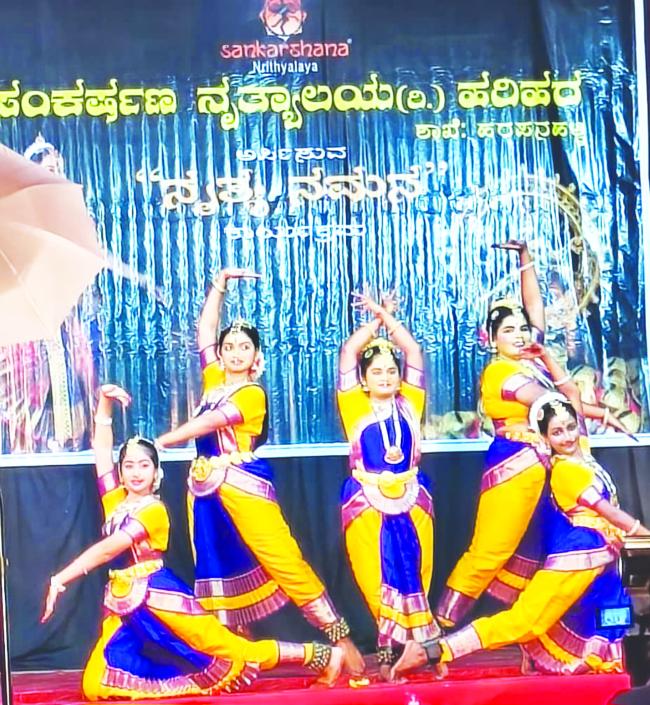 ಮಕ್ಕಳ ಪ್ರತಿಭೆಯನ್ನು ಗುರುತಿಸಿ ಆಸಕ್ತಿಯನ್ನು ಮೂಡಿಸಿ ಪ್ರೋತ್ಸಾಹಿಸಿ : ಶ್ರೀದೇವಿ ಹೂಗಾರ 