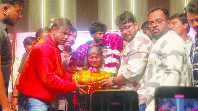 ಸಿನಿದರ್ಶನ ಲ್ಯಾಂಡ್ ಲಾರ್ಡ್‌ -ಸಾರಥಿ  