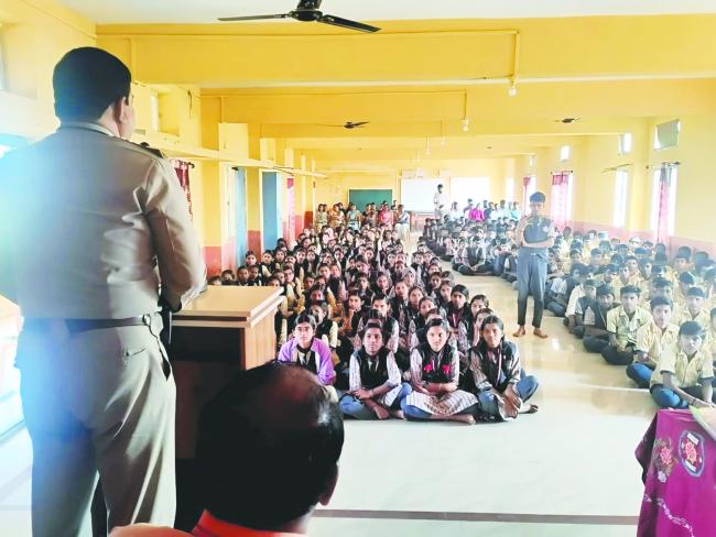 ವಾಹನ ಚಲಾಯಿಸುವಾಗ ರಸ್ತೆಯ ನಿಯಮಗಳನ್ನು ಪಾಲಿಸಿ- ಮಹಮ್ಮದ್ ಫಸುದ್ದೀನ್  