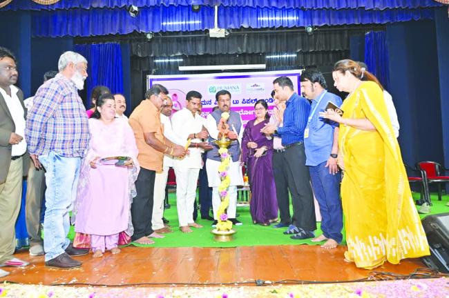 ಸದಸ್ಯ ಡಾ.ಸೈಯದ್ ನಾಸೀರ್ ಹುಸೇನ್ ಅಭಿಪ್ರಾಯ ನಿಯಮಿತ ತಪಾಸಣೆ ಮತ್ತು ಆರಂಭಿಕ ಚಿಕಿತ್ಸೆಯಿಂದ ಸ್ತನ ಕ್ಯಾನ್ಸರ್ ತಡೆಗಟ್ಟಬಹುದು 