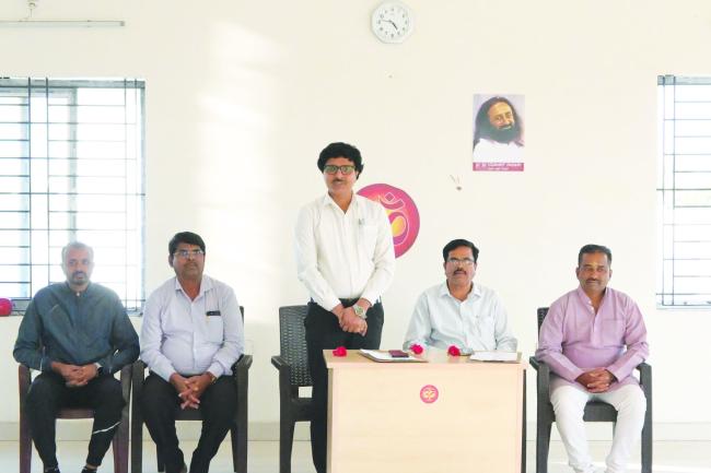 ಯೋಗದಿಂದ ಒತ್ತಡ ನಿರ್ವಹಣೆ 