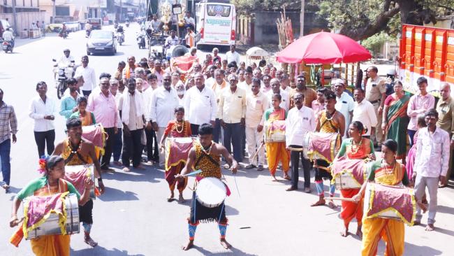 ಭಕ್ತಿಪೂರ್ವಕವಾಗಿ ಜರುಗಿದ ಶ್ರೀ ರಂಗಾವಧೂತರ ಜೋಡು ಕಳಸದ ಮೆರವಣಿಗೆ