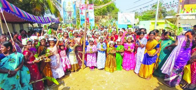 ವಿಜೃಂಭಣೆಯಿಂದ ಅಂಬಿಗರ ಚೌಡಯ್ಯ ಭಾವಚಿತ್ರ ಮೆರವಣಿಗೆ 