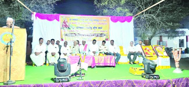 ಮಕ್ಕಳಿಗೆ ಗುಣಮಟ್ಟದ ಶಿಕ್ಷಣ ಜೊತೆಗೆ ಸಂಸ್ಕಾರ , ಮಾನವೀಯ ಮೌಲ್ಯ ಮನೋಭಾವ ಬೆಳಿಸಬೇಕು : ಅದ್ಯಕ್ಷ ಎಸ್‌.ಡಿ.ಕುಮಾನಿ 