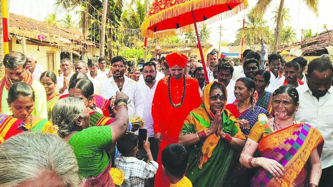 ಕುನ್ನೂರು ಗ್ರಾಮದಲ್ಲಿ ನಿಜಶರಣ ಅಂಬಿಗರ ಚೌಡಯ್ಯನವರ 906ನೇ ಜಯಂತ್ಯೋತ್ಸವ ಸಡಗರ 