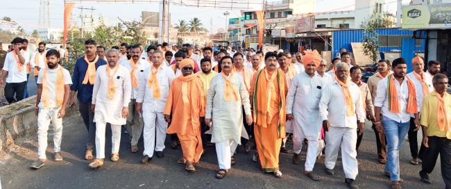 ವಿವಿಧ ಸ್ಥಳಗಳಲ್ಲಿ ಹಿಂದೂ ಸಮಾವೇಶಗಳನ್ನು ಮಾಡಲಾಗುತ್ತಿದೆ: ರಾಘವೇಂದ್ರ