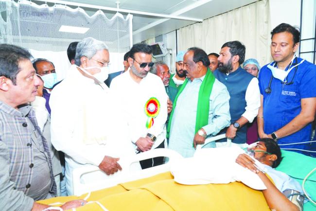 ಸುಚಿರಾಯು ಆಸ್ಪತ್ರೆಗೆ ಭೇಟಿ ನೀಡಿ, ಗಾಯಾಳುಗಳ ಆರೋಗ್ಯ ವಿಚಾರಿಸಿದ ಮುಖ್ಯಮಂತ್ರಿಗಳು 