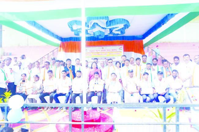 ಜನರ ಬಳಿಗೆ ಆಡಳಿತ ಕೊಂಡೊಯ್ಯಲು ಬದ್ಧತೆಯಿಂದ ಕಾರ್ಯ ನಿರ್ವಹಿಸುತ್ತಿರುವುದಾಗಿದೆ:  ಶಾಸಕ ಮಾನೆ 