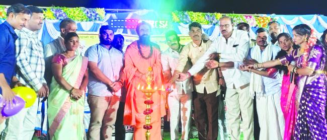 ಗುಣಾತ್ಮಕ ಶಿಕ್ಷಣಕ್ಕೆ ಮಾದರಿಯಾದ ಸ್ನೇಹ ಶಿಕ್ಷಣ ಸಂಸ್ಥೆ : ದೊಡ್ಡಗೌಡ್ರ 