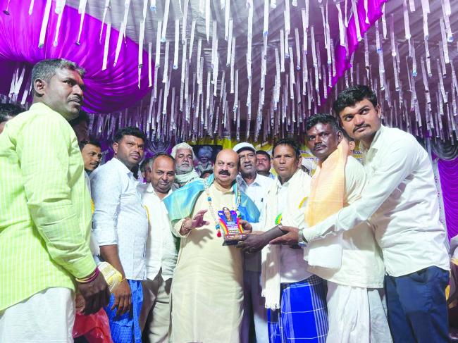 ಸಂತ ಸೇವಾಲಾಲ್ ದೇವರ ಮೂರ್ತಿ ಪುನರ್ ಪ್ರತಿಷ್ಟಾಪನೆ 