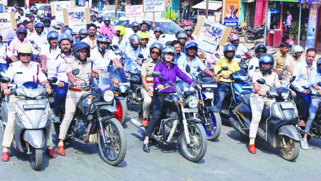 ಬೈಕ್ ರಾ​‍್ಯಲಿಗೆ ಚಾಲನೆ 