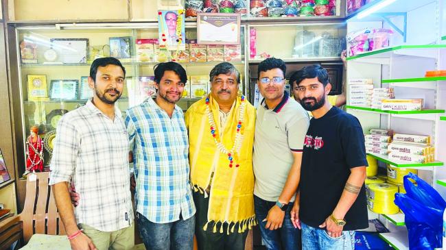 ನವಕಾರ ನವಯುವಕ ಮಂಡಲದಿಂದ ಸುಭಾಷ್ ಡಂಕ್‌ಗೆ ಆತ್ಮೀಯ ಸನ್ಮಾನ  